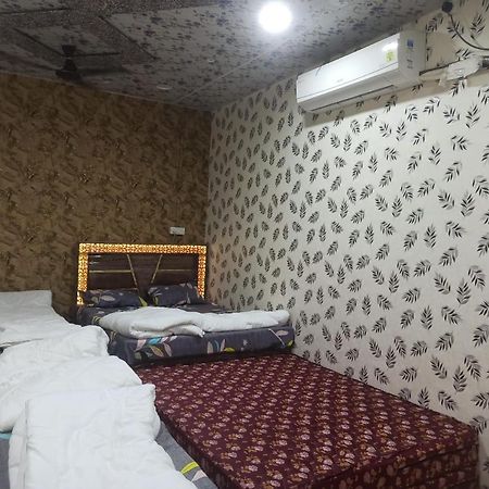Shree Kashi Govardhan Dham Ξενοδοχείο Ujjain Εξωτερικό φωτογραφία